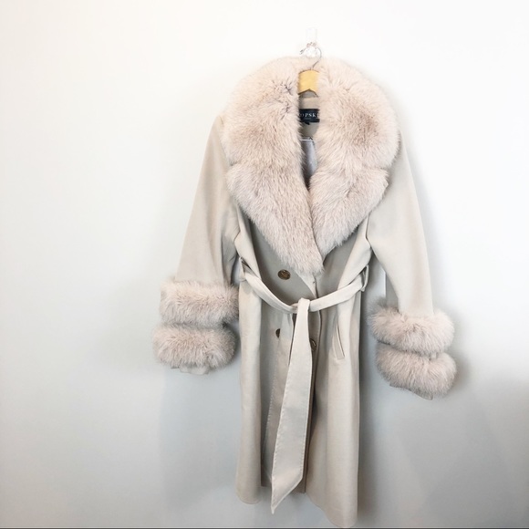 Popski London Cashmere Coat with Fur Accents - Picture 10 of 16